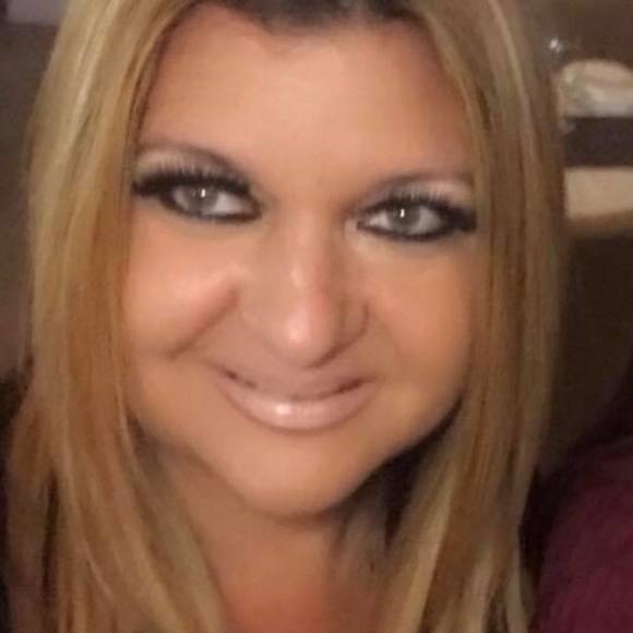 Meet your Posher, Ana - Picture 1 of 1